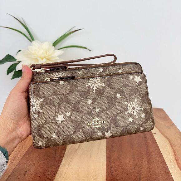 NWT Coach Double Zip Wallet In Signature Canvas With Star And Snowflake Print - Picture 8 of 11